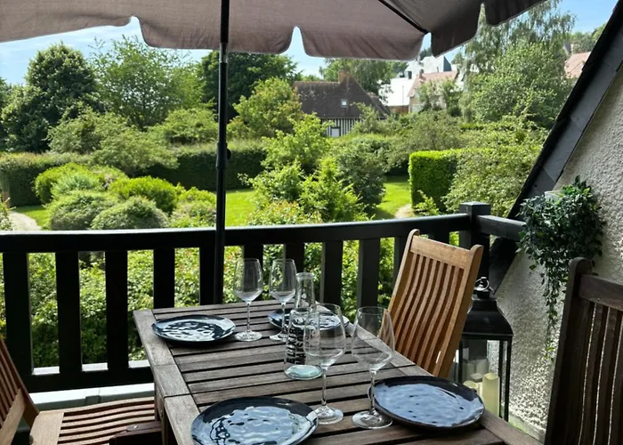 Duplex Tres Proche De Deauville Tennis Et Piscine