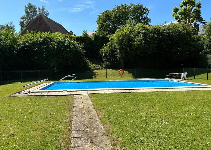 Duplex Tres Proche De Deauville Tennis Et Piscine