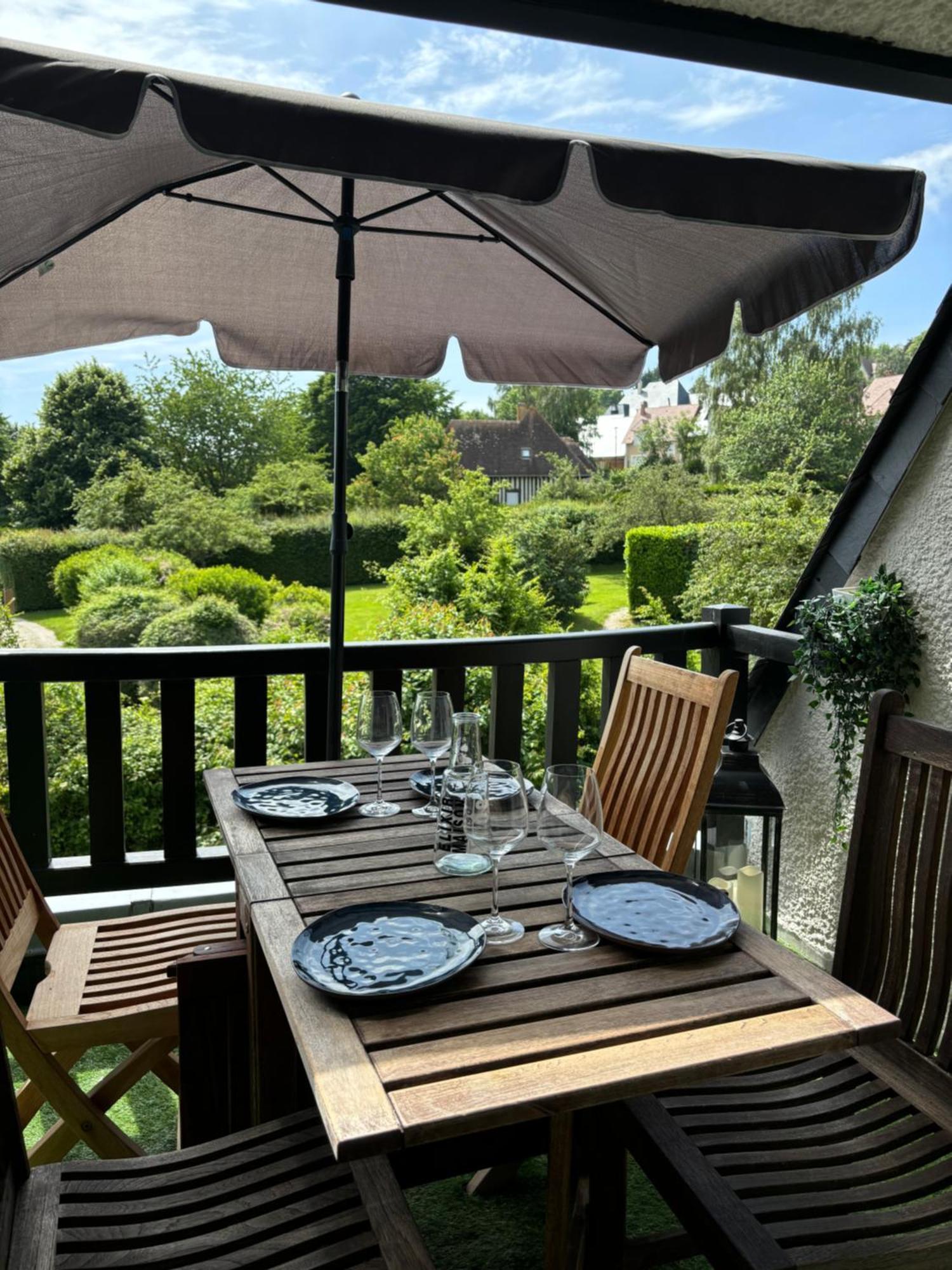 Duplex Tres Proche De Tennis Et Piscine Deauville